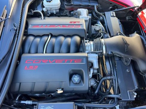 Used 2009 Chevrolet Corvette Coupe w/ Z51 Performance Package image 17