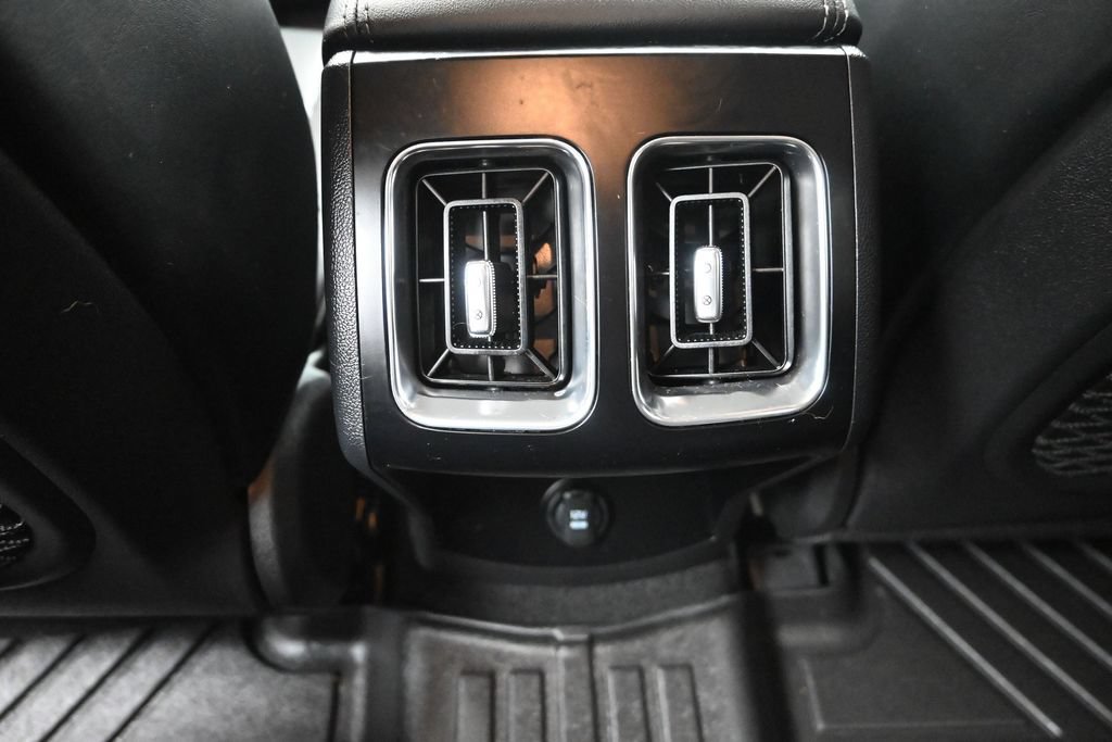 Used 2025 Kia Sorento EX AWD/4WD image 31