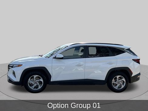 Used 2024 Hyundai Tucson SEL FWD image 2