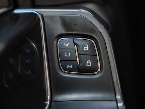 Certified 2023 Ford F150 Lariat w/ Equipment Group 502A High image 47