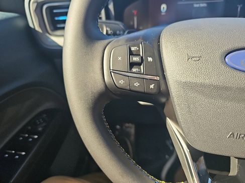 New 2025 Ford Maverick Lobo image 43