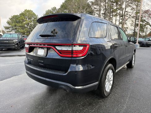 Used 2024 Dodge Durango SXT image 6