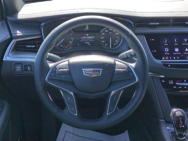 New 2026 Cadillac XT5 Luxury FWD image 15