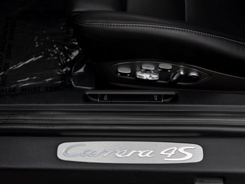 Certified 2017 Porsche 911 Carrera 4S image 26