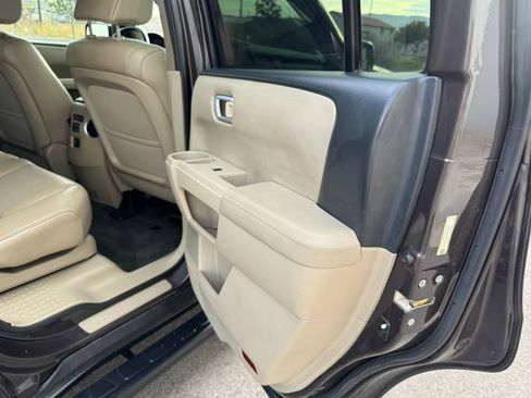 Used 2014 Honda Pilot EX-L image 17