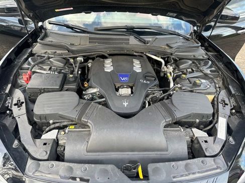 Used 2017 Maserati Ghibli S image 30