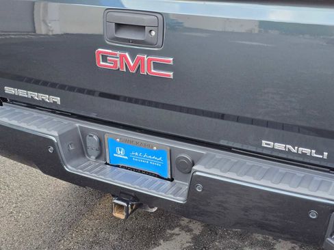 Used 2018 GMC Sierra 1500 Denali w/ Denali Ultimate Package image 13