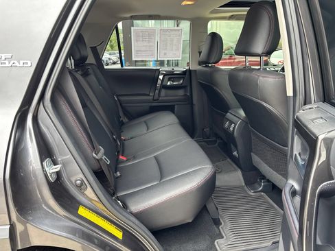 Used 2023 Toyota 4Runner TRD Off-Road Premium w/ Moonroof Package AWD/4WD image 16