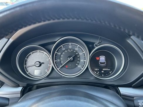 Used 2018 MAZDA CX-5 Touring w/ Preferred Equipment Package FWD image 31