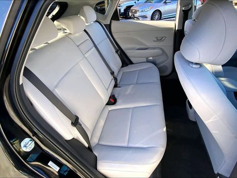 Certified 2025 Hyundai Kona SEL image 19