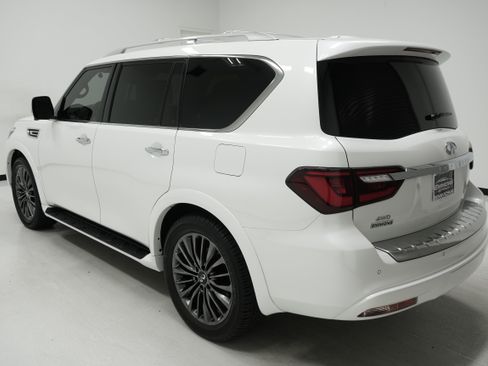 Used 2023 INFINITI QX80 Sensory w/ Cargo Package AWD/4WD image 5