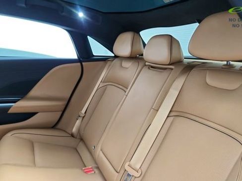 Used 2023 Lucid Air Touring AWD/4WD image 29
