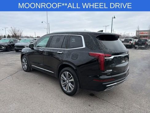 Used 2025 Cadillac XT6 Premium Luxury image 9