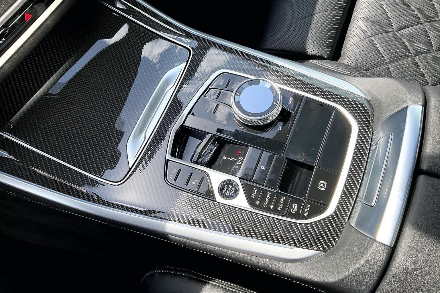 Used 2026 BMW X5 M60i AWD/4WD image 8