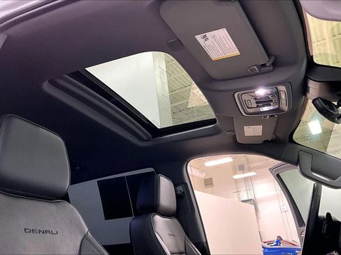 Used 2023 GMC Sierra 1500 Denali w/ Denali Reserve Package image 14