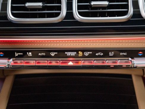 New 2026 Mercedes-Benz GLE 580 4MATIC image 30