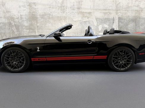 Used 2013 Ford Mustang Shelby GT500 image 9