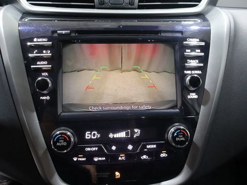 Used 2023 Nissan Murano SV image 27