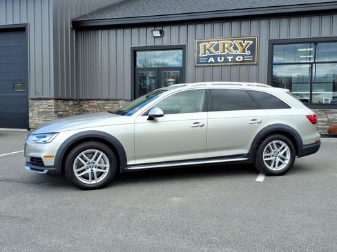 Used 2017 Audi A4 2.0T allroad Premium Plus AWD/4WD image 4