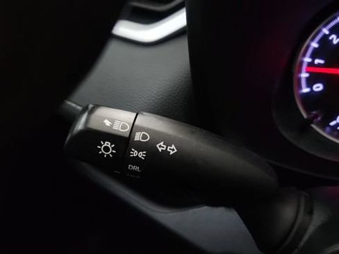 Used 2022 Toyota RAV4 LE FWD image 58
