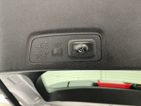 Used 2016 Lincoln MKC Select w/ Select Plus Package image 33