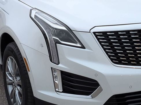 Used 2023 Cadillac XT5 Premium Luxury AWD/4WD image 10