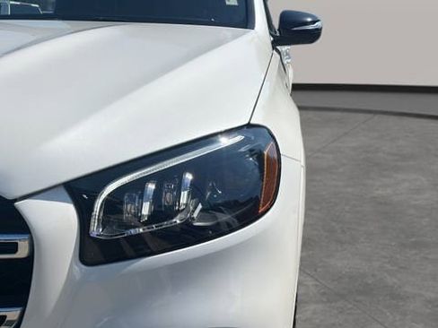 Used 2022 Mercedes-Benz GLS 450 4MATIC image 57