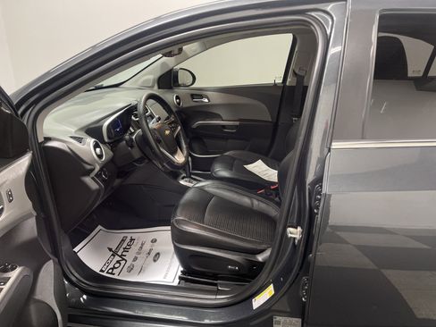 Used 2020 Chevrolet Sonic Premier image 9