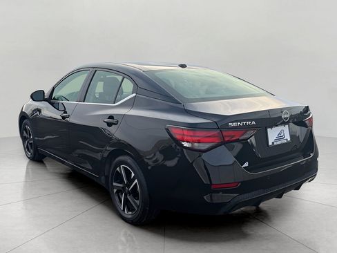 Used 2024 Nissan Sentra SV image 6