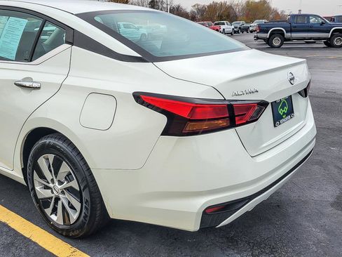 Used 2022 Nissan Altima 2.5 S image 6