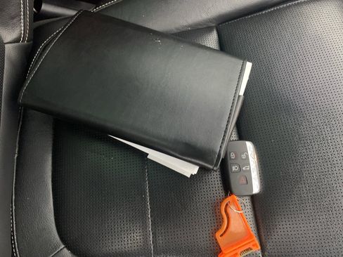 Used 2017 Jaguar F-PACE S image 45