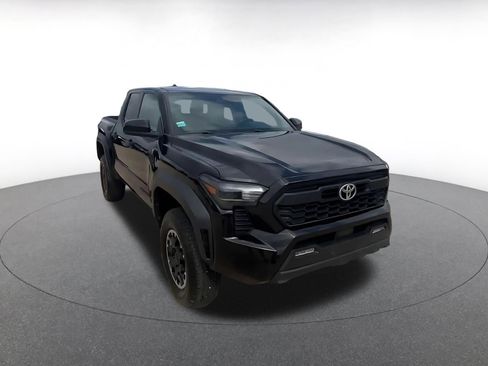 Used 2024 Toyota Tacoma TRD Off-Road AWD/4WD image 3