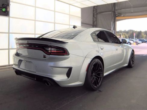 Used 2020 Dodge Charger Scat Pack RWD image 3