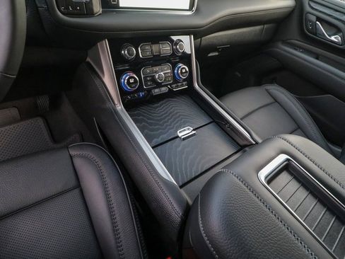 Used 2024 GMC Yukon Denali w/ Max Trailering Package image 20