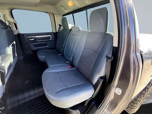 Used 2016 RAM 1500 Big Horn image 28