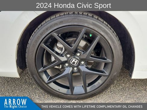 Used 2024 Honda Civic Sport image 17