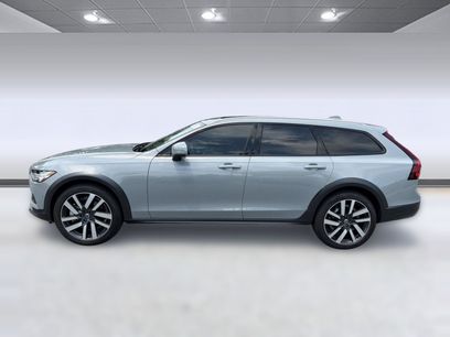 Certified 2025 Volvo V90 B6 Cross Country Ultra
