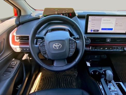 Used 2024 Toyota Prius Prime FWD image 6