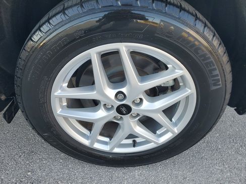 Used 2024 Ford Edge SEL w/ Convenience Package image 30