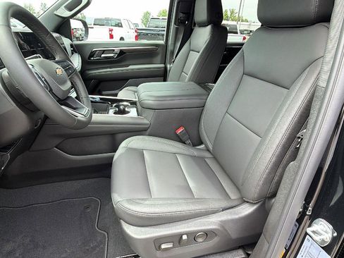 New 2026 Chevrolet Suburban LT w/ Comfort Package RWD image 5