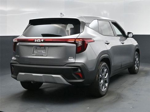 New 2026 Kia Seltos LX image 10