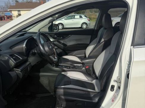 Used 2020 Subaru Crosstrek 2.0i Limited w/ Moonroof Package w/Navigation AWD/4WD image 15