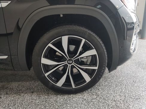 New 2026 Volkswagen Atlas SEL Premium R-Line AWD/4WD image 7