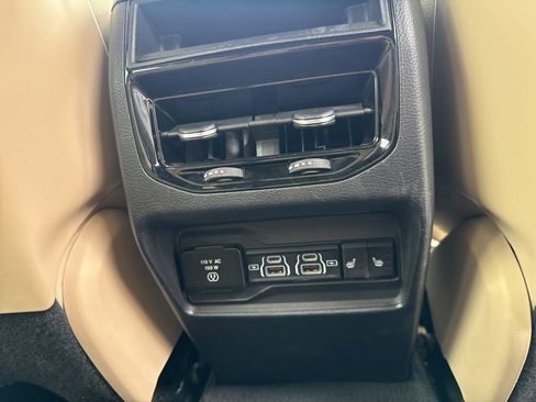 Used 2022 Jeep Grand Cherokee Limited 4xe AWD/4WD image 10
