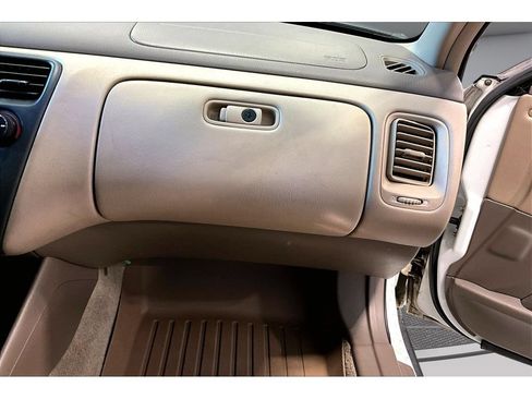 Used 1998 Honda Accord LX image 43