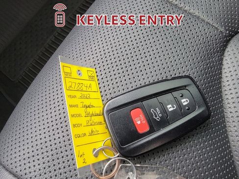 Certified 2022 Toyota Highlander Platinum image 36