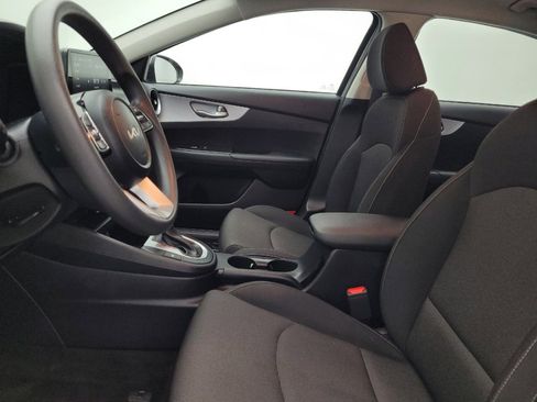 Used 2023 Kia Forte LXS w/ LXS Technology Package FWD image 17