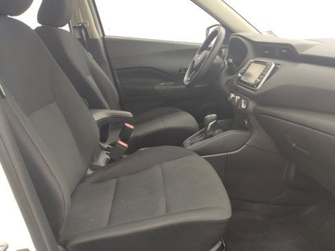 Used 2024 Nissan Kicks S FWD image 21