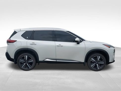 Used 2021 Nissan Rogue SL w/ Premium Package AWD/4WD image 9