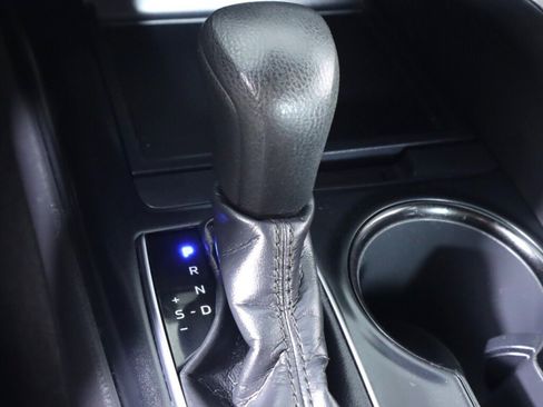 Used 2019 Toyota Camry LE FWD image 24